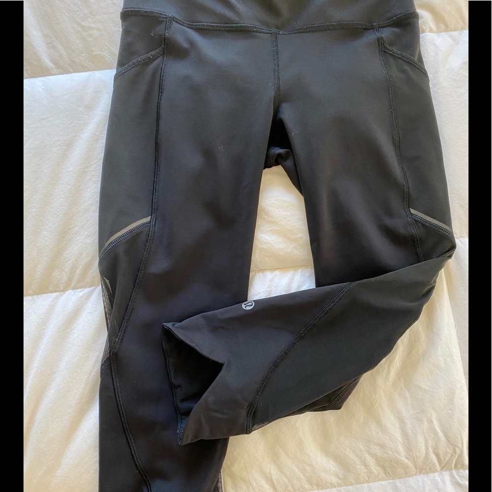 Lululemon cropped running pants